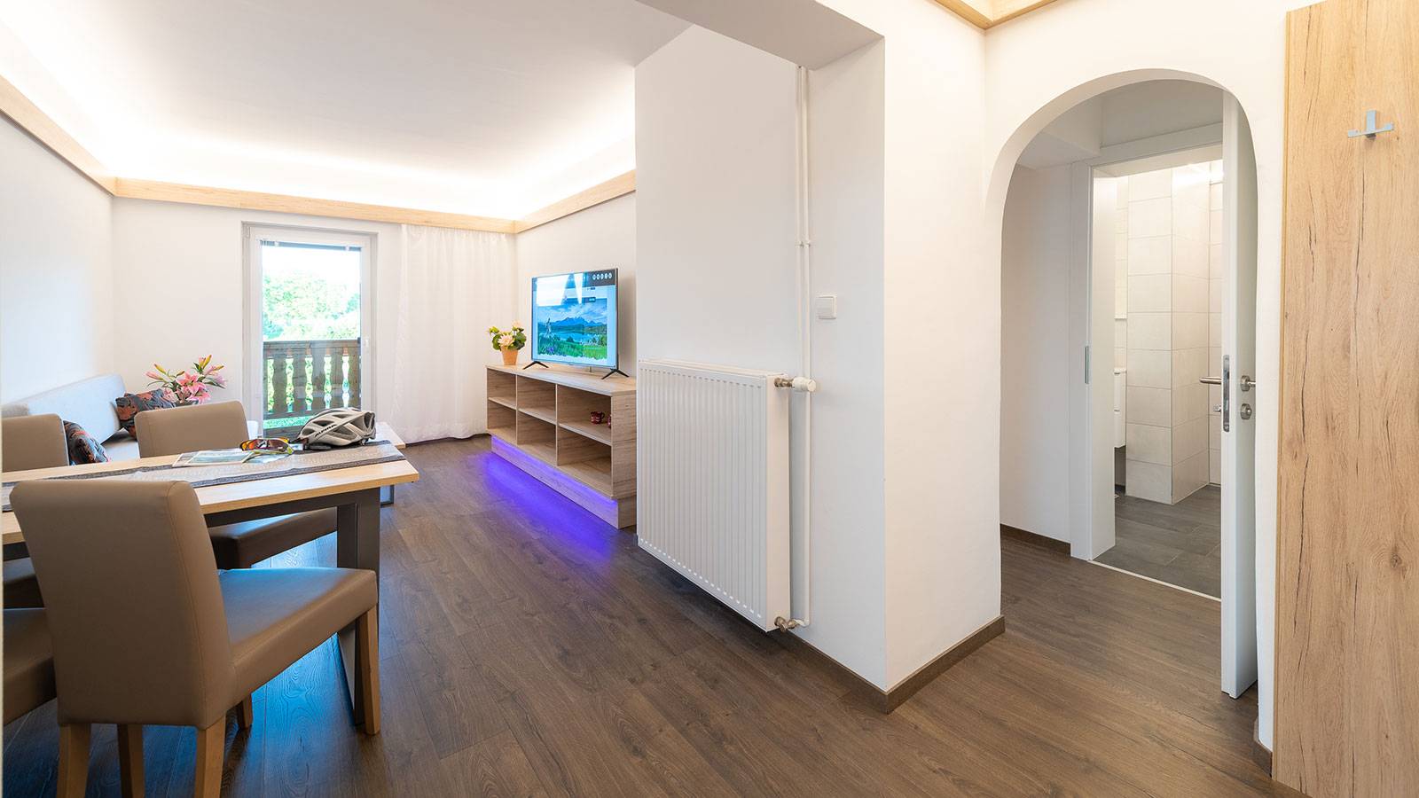 apartment-lavendel-wohnzimmer-2